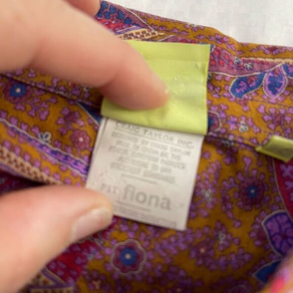 Craig Taylor Paisley Button-Front Blouse - Picture 5 of 6